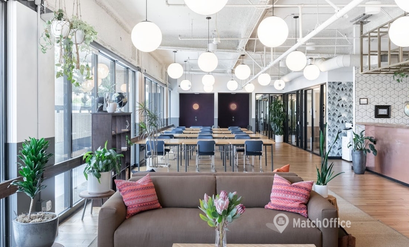 19128 m² Business center in Pasadena, CA, 177 E Colorado Boulevard (91105) - 4 | MatchOffice.com