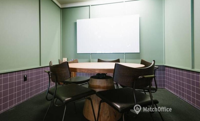 215 m² Conference space in Manhattan Beach	 CA, 1240 Rosecrans Ave (90266) - 3 | MatchOffice.com