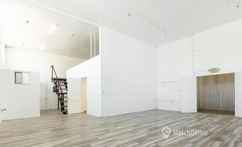 53820 m² Business space in Los Angeles, CA, East 50th Street 4900 (90058) - 4 | MatchOffice.com