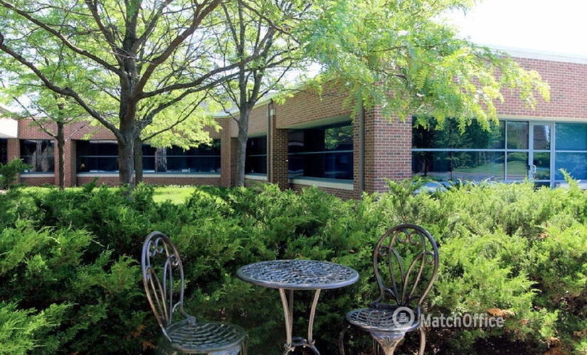 431 m² Conference hall in Chicago, IL, 27475 Ferry Road Warrenvill (60555) - 3 | MatchOffice.com