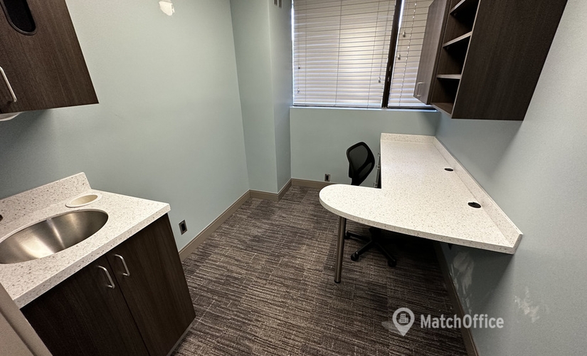 Office Northlake Boulevard 4362 33410 Palm Beach Gardens, FL