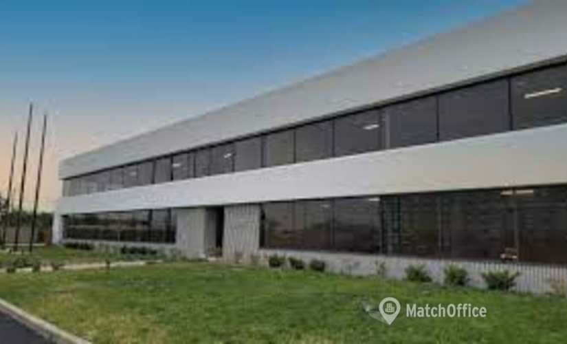538 m² Conference center in Indianapolis, IN,  5850 Fortune Circle West Drive Indianapolis (46241) - 1 | MatchOffice.com