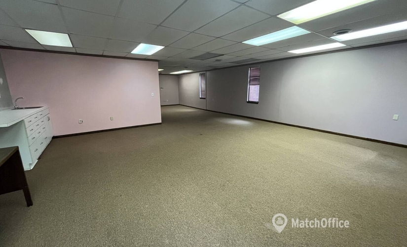 50 m² Business park in Flint, MI, Flushing Road G3500 (48504) - 3 | MatchOffice.com