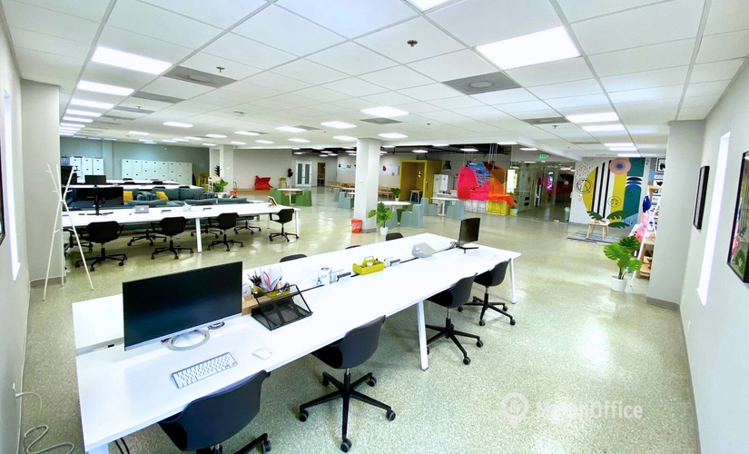 7000 m² Business center in Miami, FL, Northeast 1st Street 111 (33132) - 0 | MatchOffice