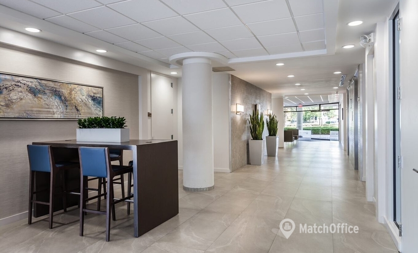 538 m² Conference center in Hollywood, FL, 3440 Hollywood Blvd. (33021) - 1 | MatchOffice.com