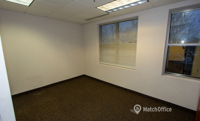 2706 m² Business center in Norfolk, VA, 5800 Lake Wright Drive (23502) - 3 | MatchOffice.com