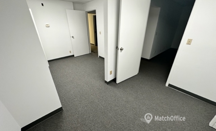 Office South Perimeter Road 1925 33309 Fort Lauderdale, FL