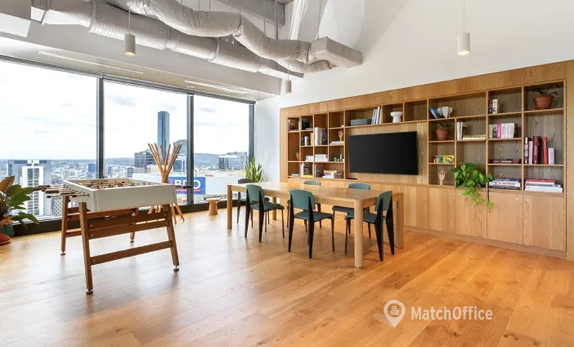 100 m² Business center in Miami, FL, 400 Biscayne Blvd. (33132) - 2 | MatchOffice.com