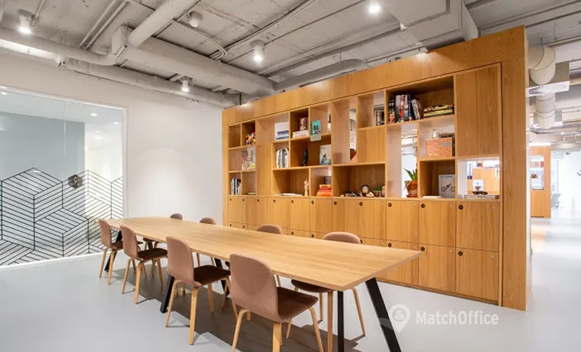 100 m² Business space in Santa Rosa, CA, 1421 Guerneville Rd (95403) - 1 | MatchOffice