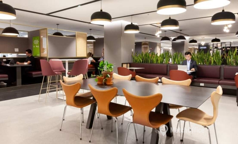 431 m² Business space in Dallas, TX, 3232 McKinney Ave (75204) - 1 | MatchOffice.com