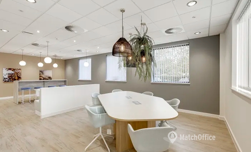 100 m² Business park in Harrisburg, PA, 2745 N Front St (17110) - 1 | MatchOffice