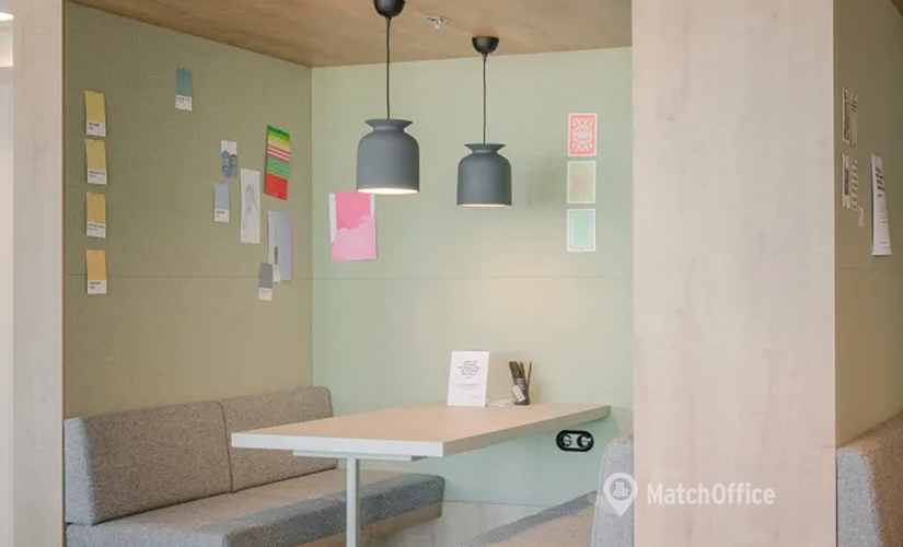 100 m² Business center in Cary, NC, 280 Towerview Ct (27513) - 3 | MatchOffice.com