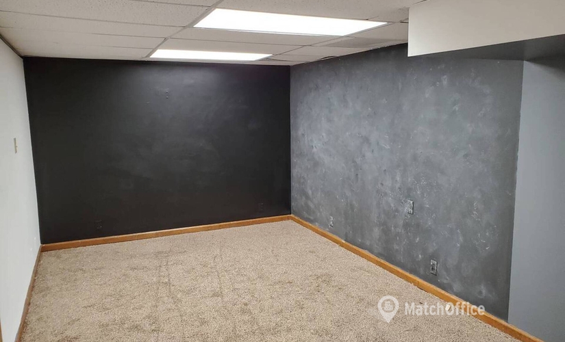 Office 2611 sw 17th st 66604 Topeka, KS