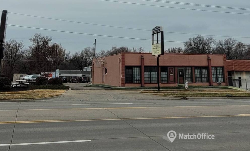 1200 m² Business space in Topeka, KS, 2611 sw 17th st (66604) - 1 | MatchOffice