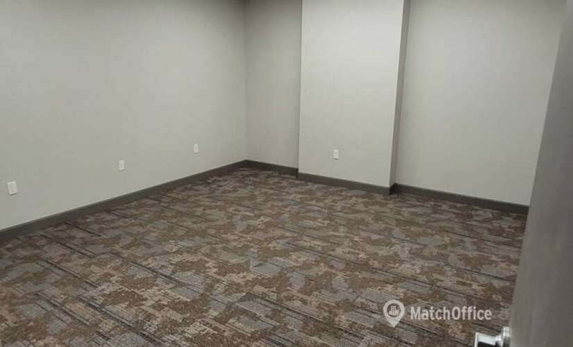 1900 m² Business center in Topeka, KS, 4015 SW 21st St (66604) - 2 | MatchOffice