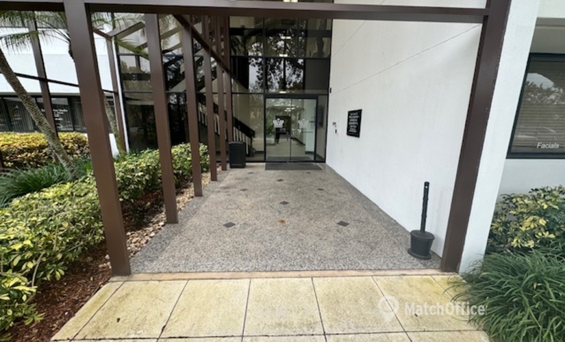 Office Northlake Boulevard 4362 33410 Palm Beach Gardens, FL