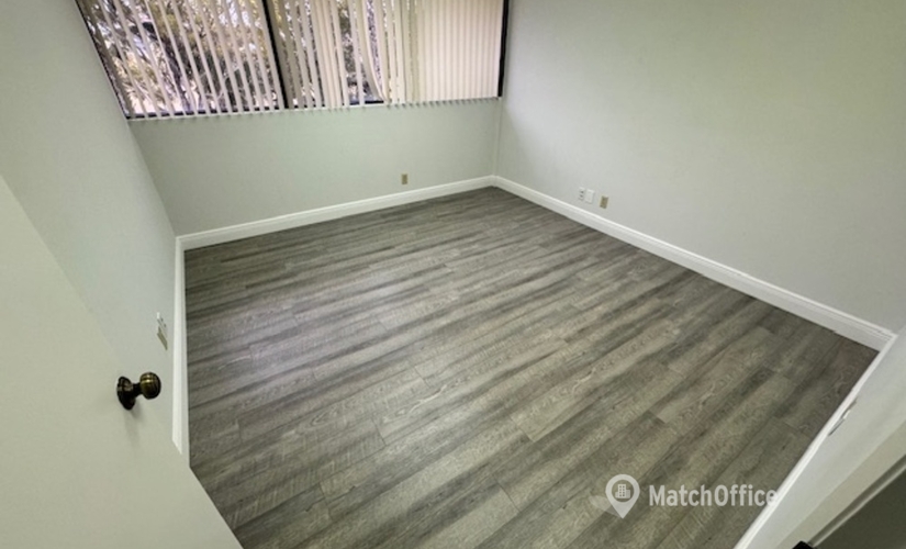 Office Northlake Boulevard 4362 33410 Palm Beach Gardens, FL