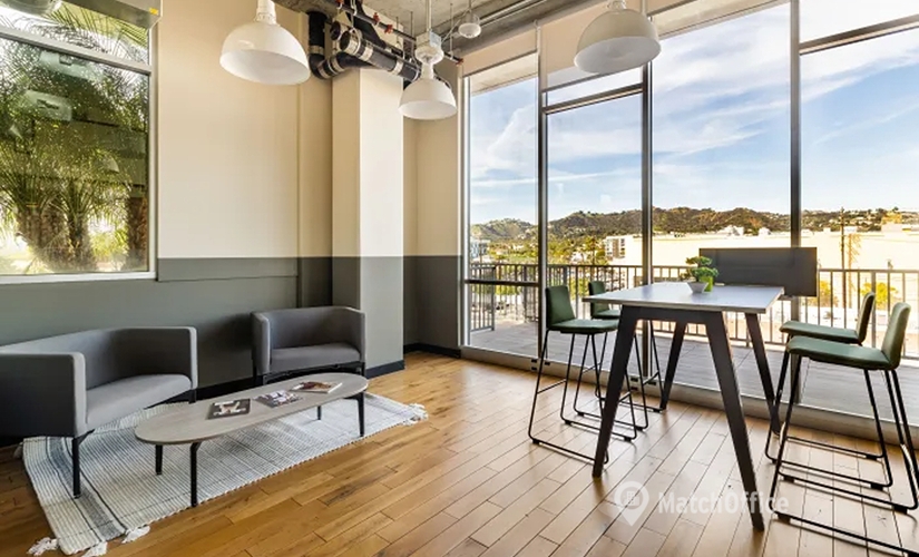 Virtual office in West Hollywood, 	CA, 925 N. La Brea Ave. (90038) - 3 | MatchOffice.com