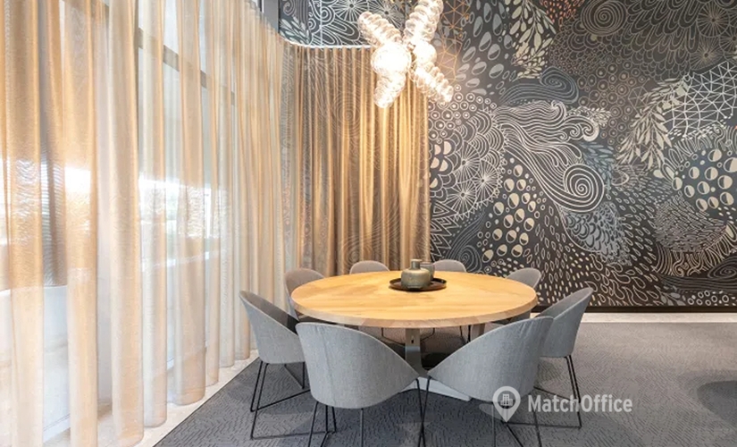 100 m² Business center in Louisville, OH, 2321 Energy Dr (44641) - 2 | MatchOffice