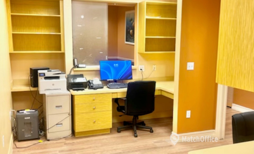 Office North Congress Avenue 1880 33426 Palm Beach Gardens, FL