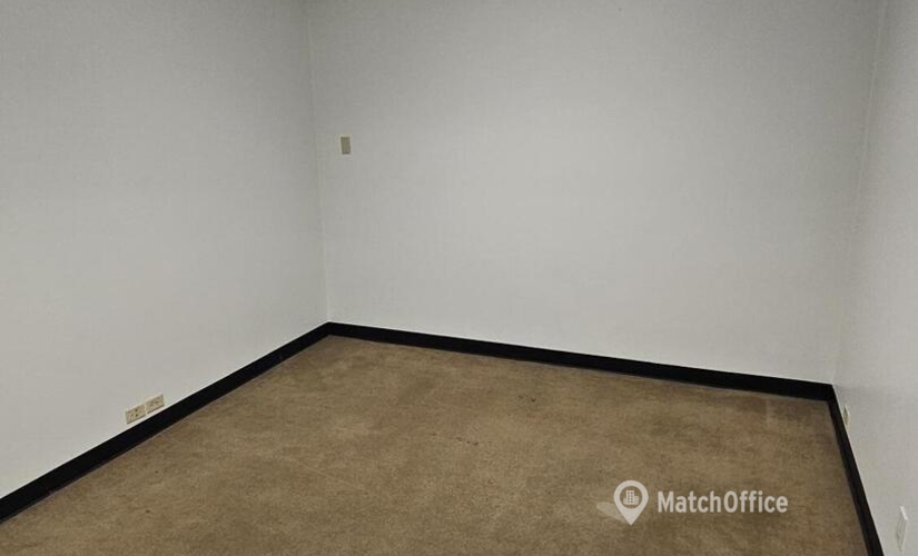 Office North Harbor Boulevard 1440 92835 Fullerton, CA