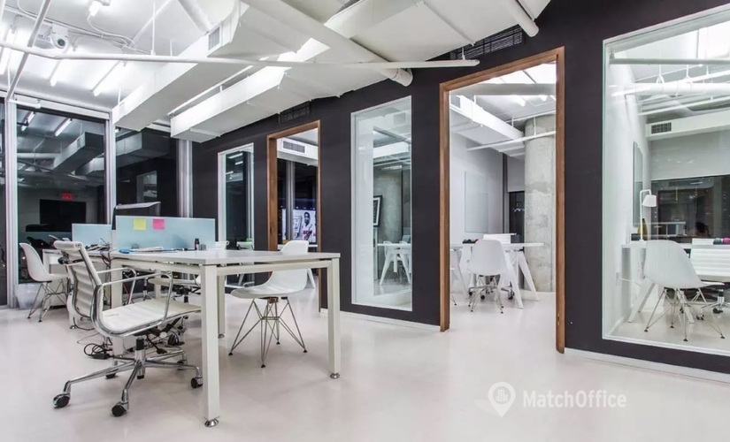 31000 m² Co-working  in Miami, FL, 100 Biscayne Boulevard (33132) - 1 | MatchOffice