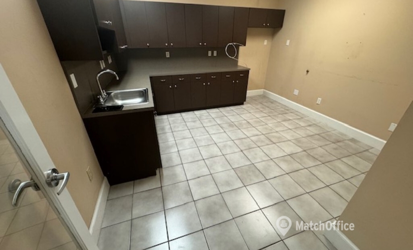 Office South Perimeter Road 1801 33309 Fort Lauderdale, FL