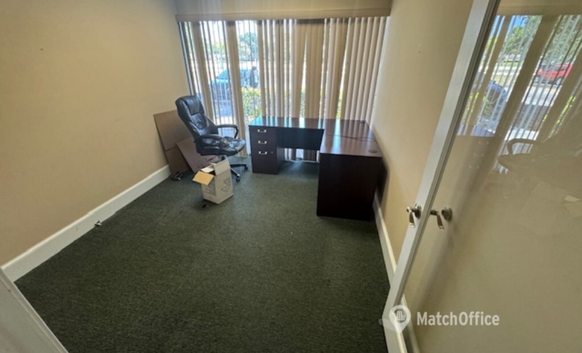 Office South Perimeter Road 1801 33309 Fort Lauderdale, FL