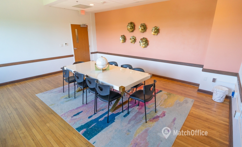 Office East 39th Street 300 64111 Kansas City, MO