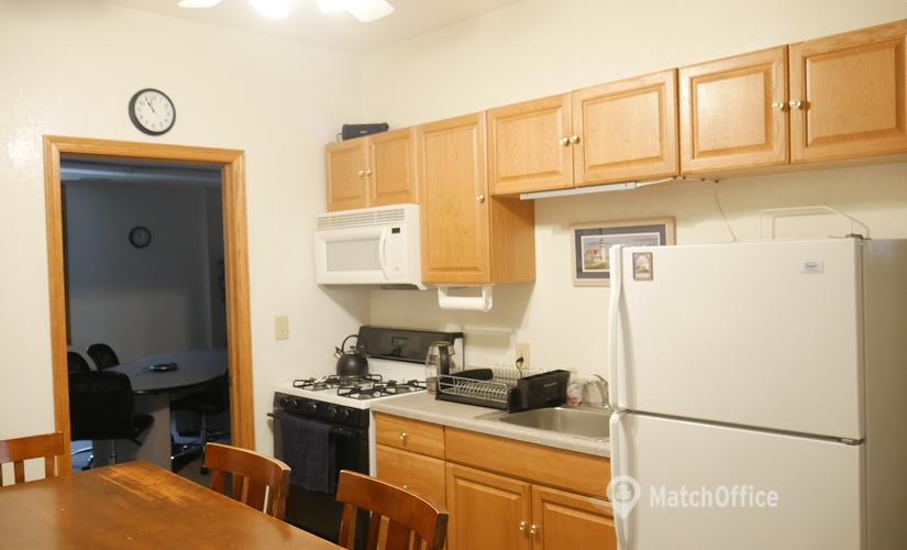 111 m² Coworking space  in Akron, 3155 East Waterloo Road (44312) - 1 | MatchOffice
