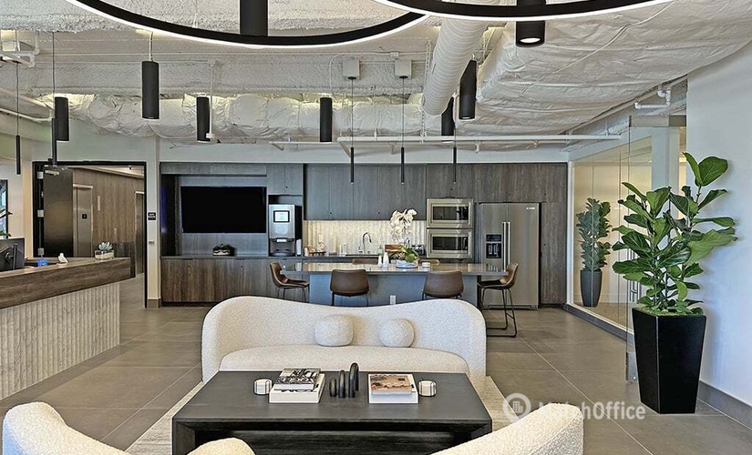 250 m² Conference room in Beverly Hills, CA, 9465 Wilshire Boulevard (90212) - 2 | MatchOffice.com