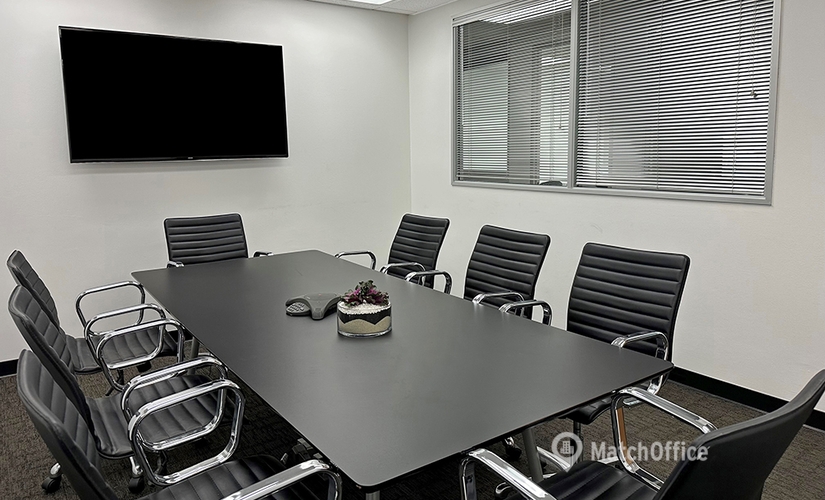 350 m² Meeting room in Los Angeles, CA, 500 S. Sepulveda Blvd. (90049) - 2 | MatchOffice.com
