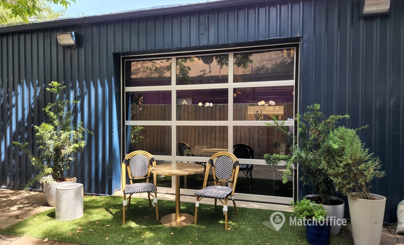 2250 m² Shared workspace  in Houston Heights, Yale Street 1430 (77008) - 1 | MatchOffice.com