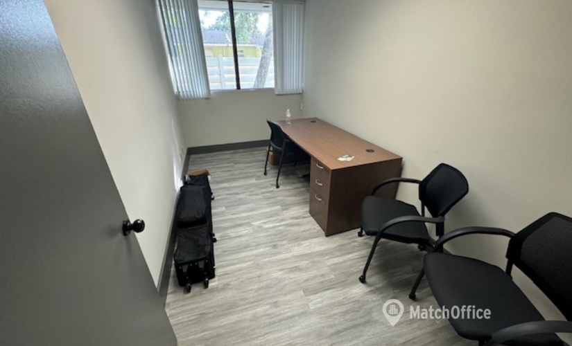 Office Northlake Boulevard 4360 33410 Palm Beach Gardens, FL