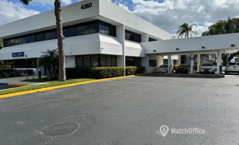Office Northlake Boulevard 4360 33410 Palm Beach Gardens, FL