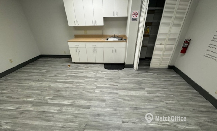 Office Northlake Boulevard 4360 33410 Palm Beach Gardens, FL