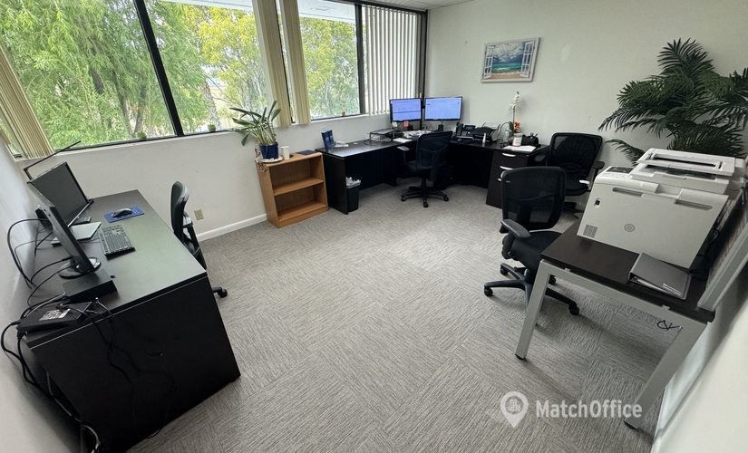 Office Northlake Boulevard 4362 33410 Palm Beach Gardens, FL