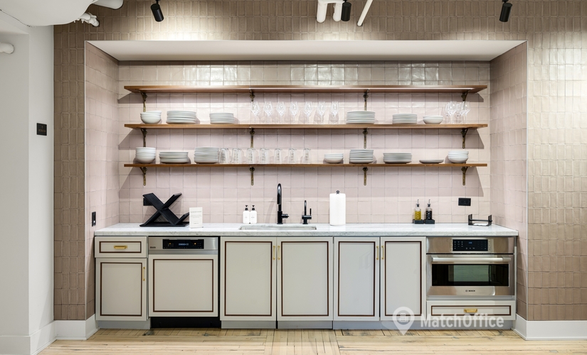  Convention center in Chicago West Loop, IL, North Wacker Drive 20 (60606) - 4 | MatchOffice