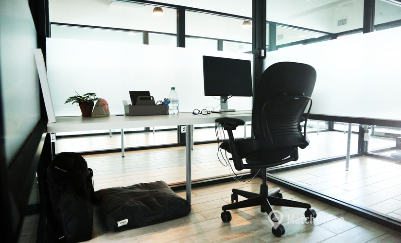 Office Broadway 433 10013 New York The Village, NY