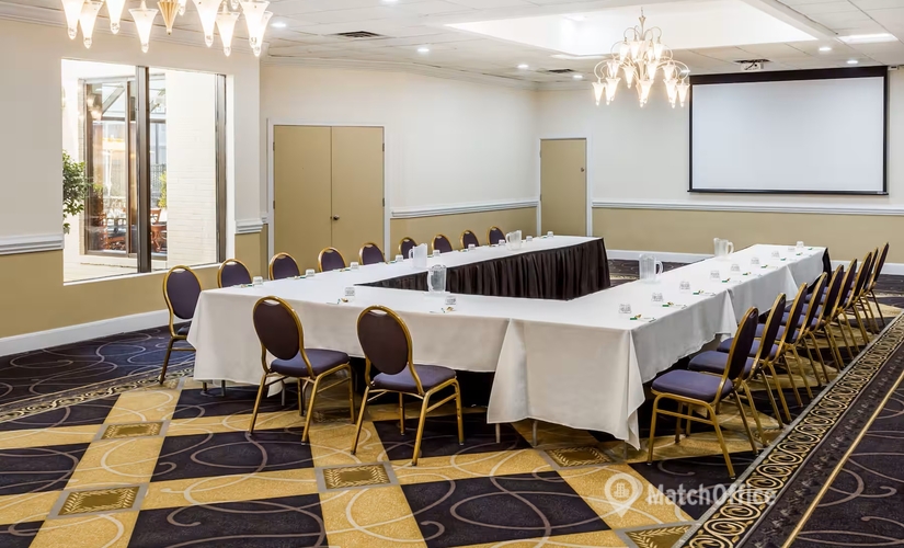  Meeting room in Greensboro, NC, South Swing Road 415 (27409) - 1 | MatchOffice