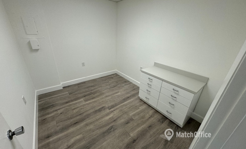 Office Northlake Boulevard 4360 33410 Palm Beach Gardens, FL