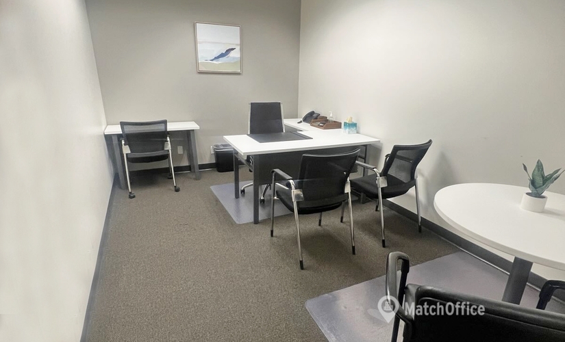 538 m² Coworking space in Long Beach, CA, 3780 Kilroy Airport Way (90806) - 4 | MatchOffice.com