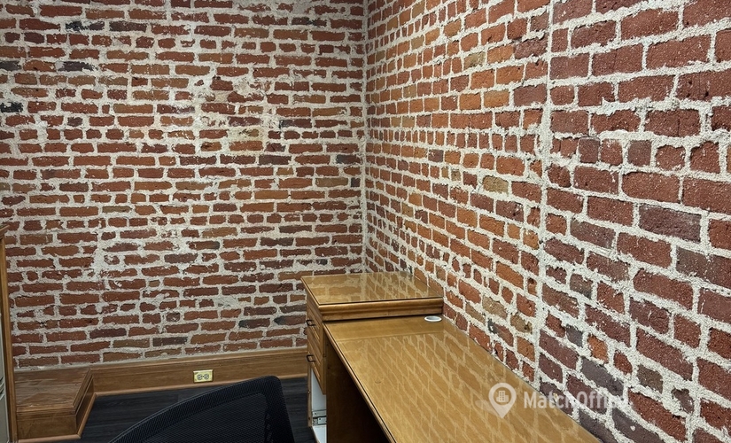 10 m² Coworking space  in Bakersfield, CA, Eye Street 2020 (93301) - 4 | MatchOffice.com