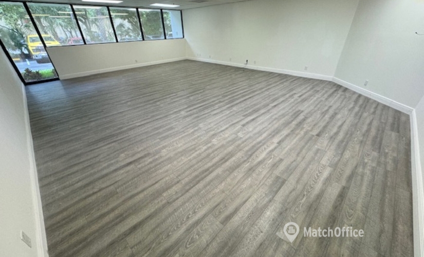 Office Northlake Boulevard 4362 33410 Palm Beach Gardens, FL