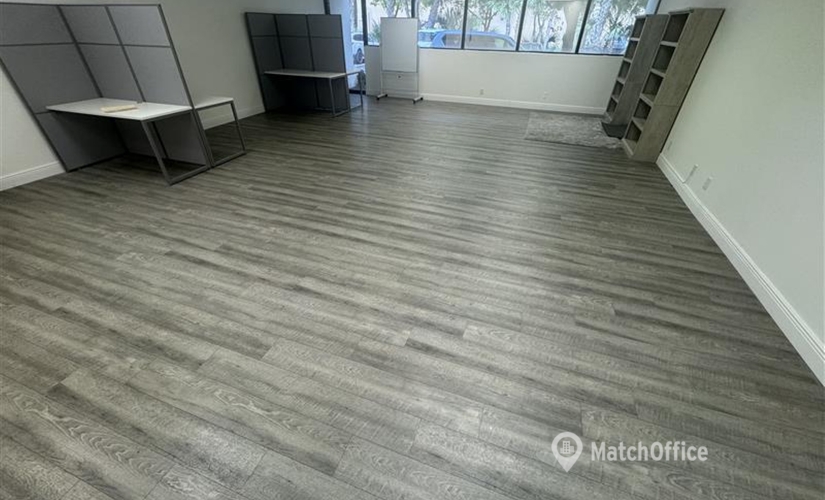 Office Northlake Boulevard 4362 33410 Palm Beach Gardens, FL