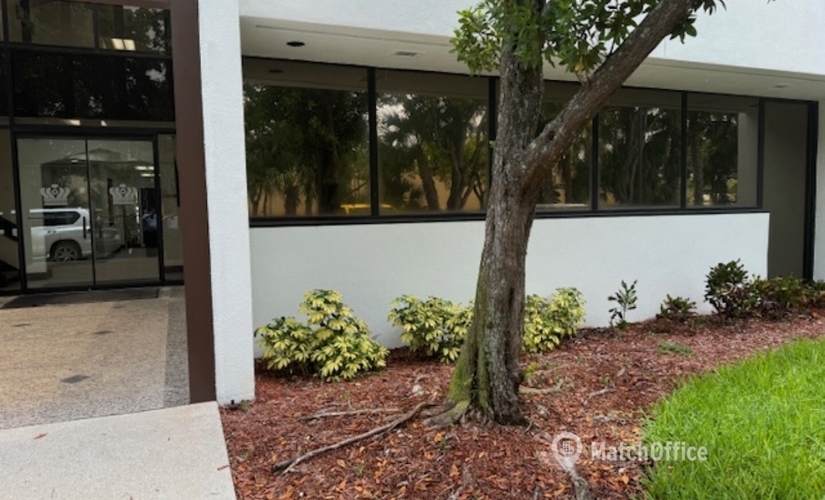 Office Northlake Boulevard 4362 33410 Palm Beach Gardens, FL