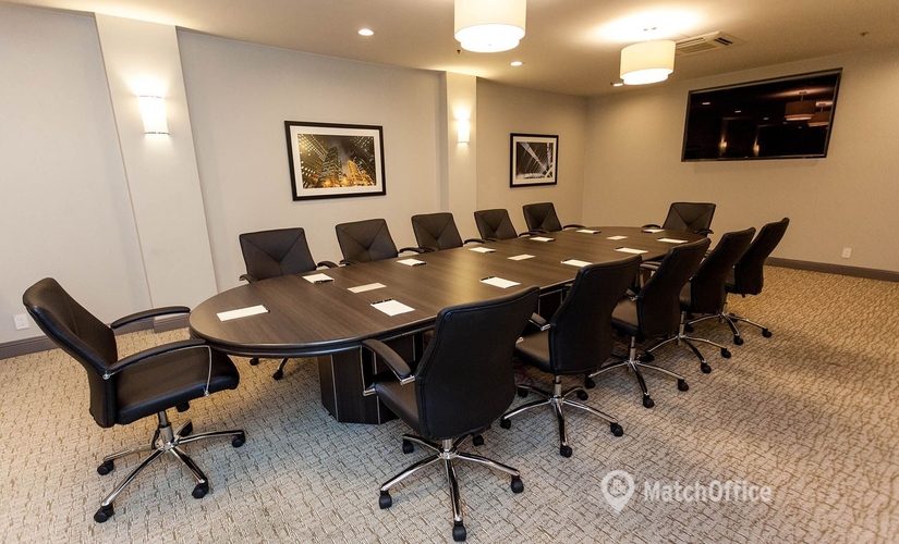 200 m² Business space in Woodland Hills, CA, Canoga Avenue 5850 (91367) - 0 | MatchOffice