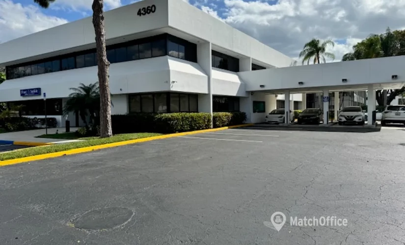 Office Northlake Boulevard 4360 33410 Palm Beach Gardens, FL