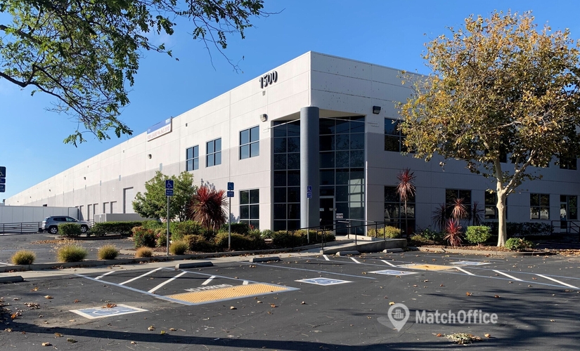 40600 m² Workshop space up for rent in Sacramento, CA, Overland Court 1500 (95691) - 0 | MatchOffice