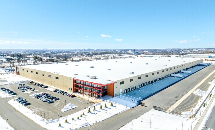 40600 m² Commercial warehouse up for rent in Reading, PA, Cesanek Road 175 (18067) - 0 | MatchOffice.com